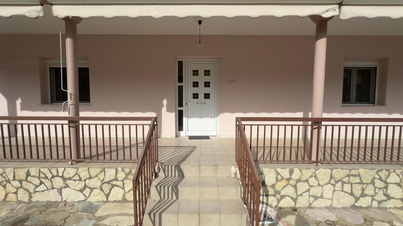 Bt'S Home ตริกาลา ภายนอก รูปภาพ